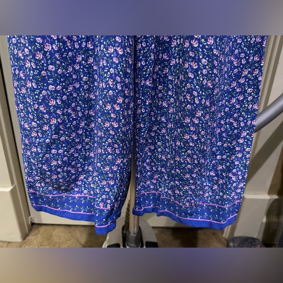 Chelsea & Violet Floral Print Pants Blue w/pockets XS. EUC worn once. - Picture 3 of 10
